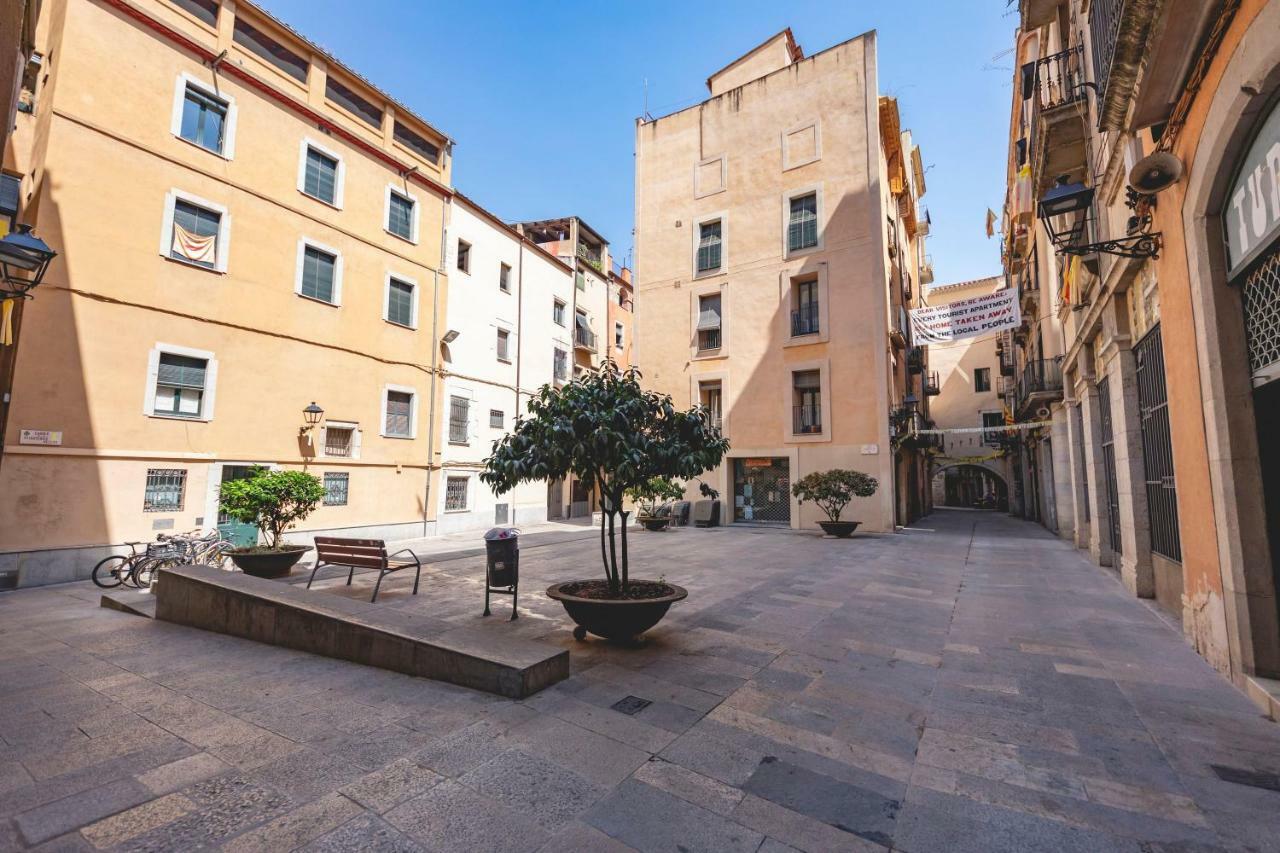Bravissimo Mercaders 6 Girona Bagian luar foto